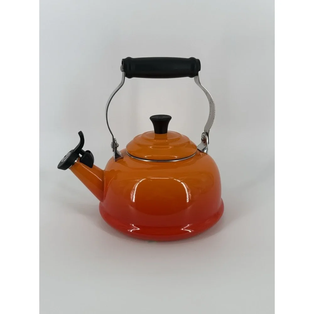 LE CREUSET Enamel On Steel Whistling Tea Kettle 1.7 Qt Flame Orange Classic